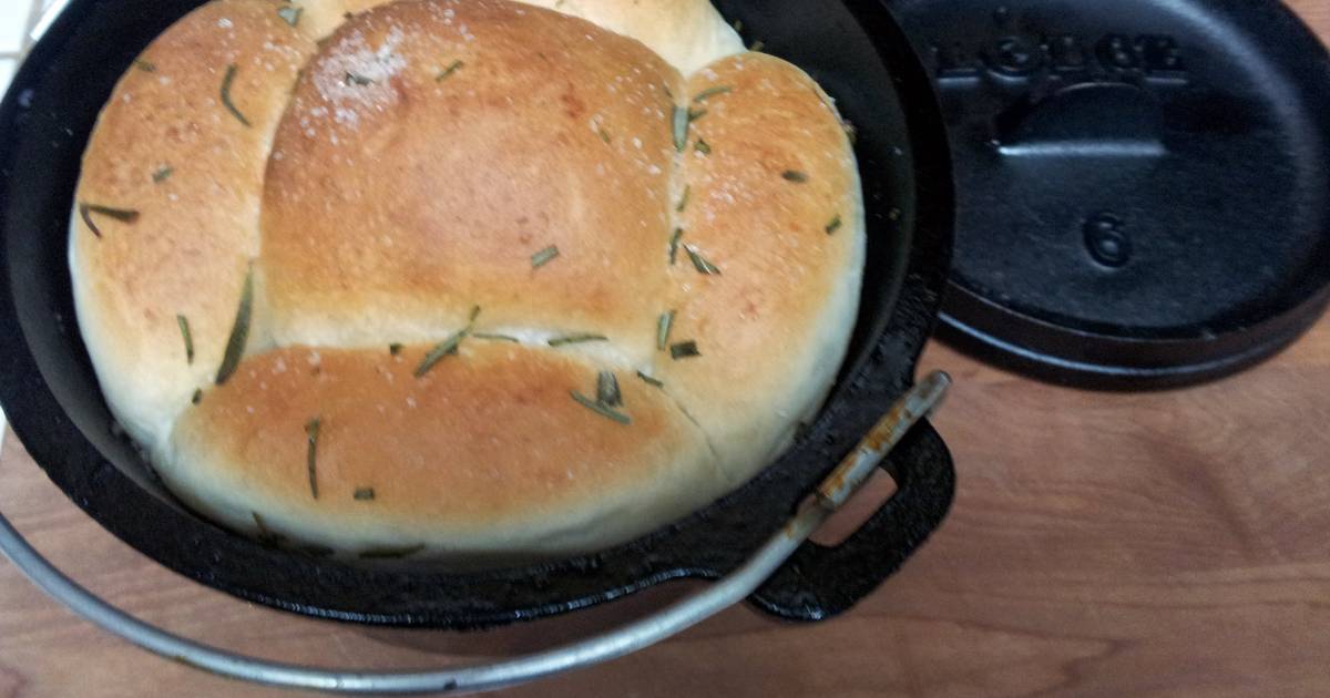 Buttered Rosemary Rolls