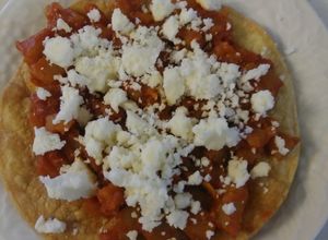 Una foto de Tostadas de chileajo