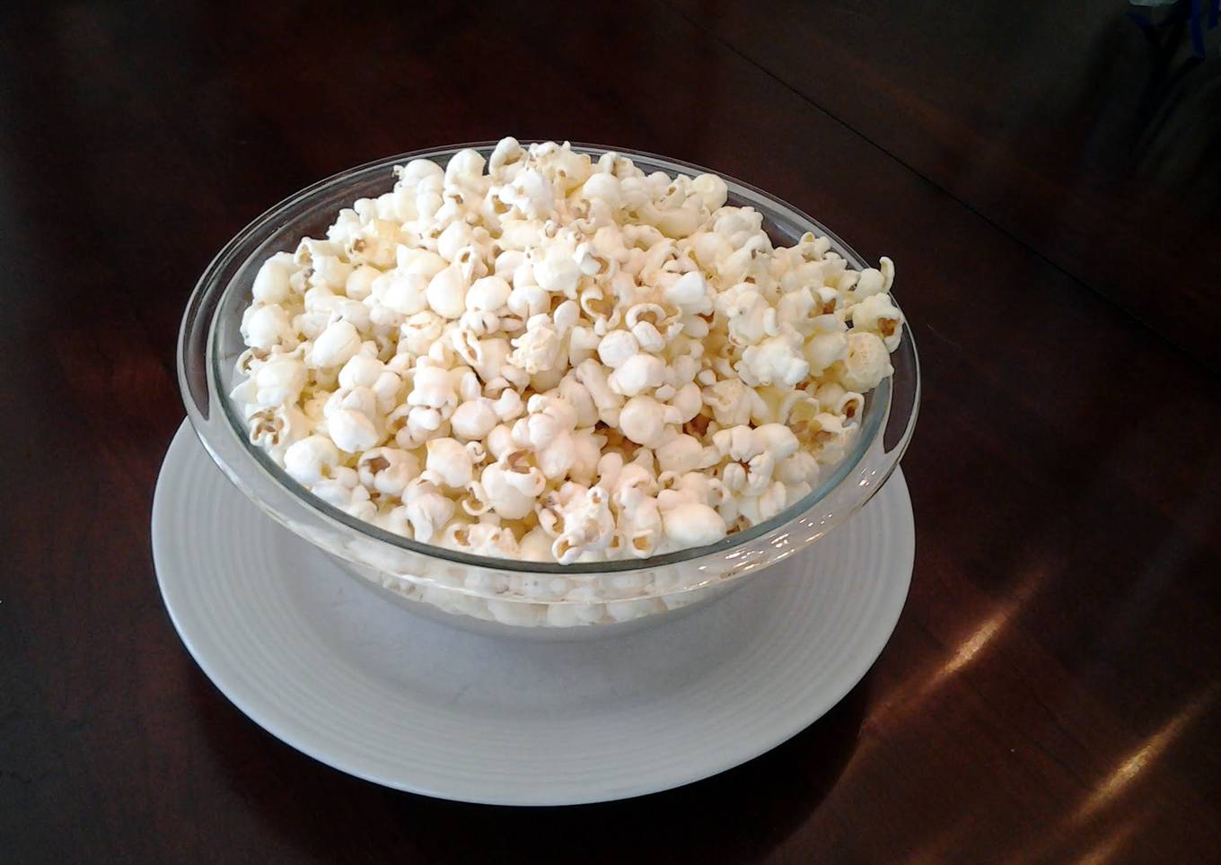 popcorn in the microwave