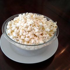A picture of Microwave popcorn.