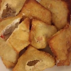 A picture of Wonton-style ravioli.