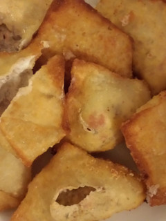 A picture of Wonton-style ravioli.