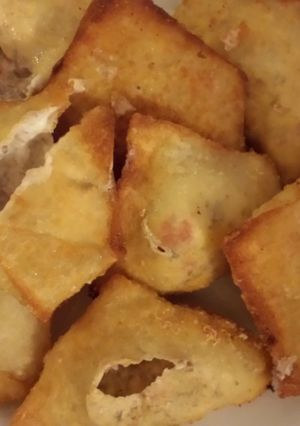 A picture of Wonton-style ravioli.