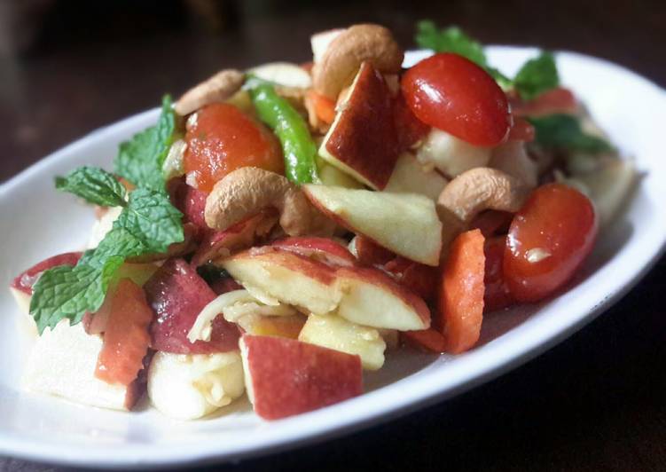 Steps to Make Super Quick 🍎🍎🍏 Apples Salad 🍏🍎🍎