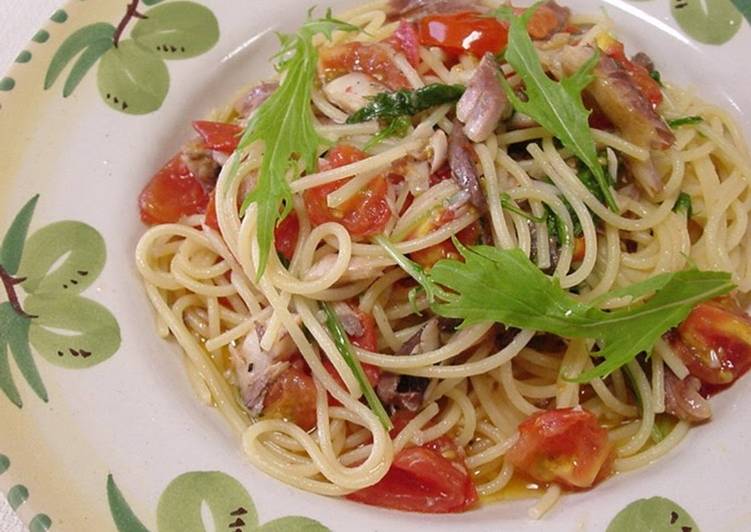 Recipe of Appetizing Dried Horse Mackerel &amp; Tomato Pasta