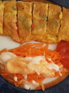 Foto resep Telur gulung with salad wortel