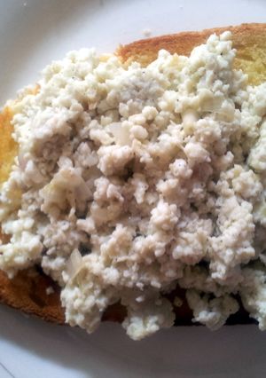 A picture of Yummy scrambled eggs.