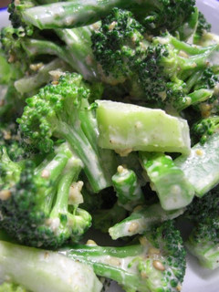 A picture of Namul-style Broccoli with Mayonnaise and Fish Sauce.