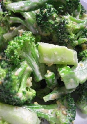 A picture of Namul-style Broccoli with Mayonnaise and Fish Sauce.