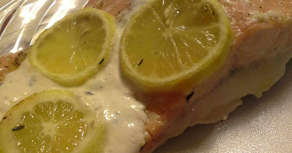 Salmon with Thyme and Three-Lemon Crème Fraîche Recipe by Brenda - Cookpad