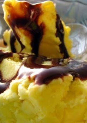 A picture of Mango ice cream.