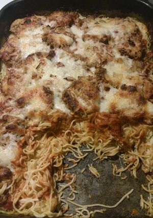 A picture of Fried zucchini and squash pasta.