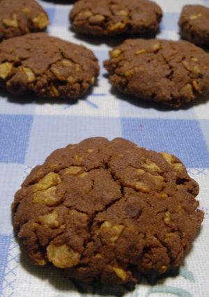 A picture of Chocolate Cookies Crispy with Cornflakes.