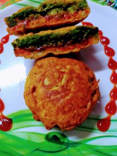 ब्रेड पकौड़े (Bread pakode recipe in hindi) रेसिपी मुख्य फोटो