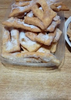 Una foto de Tortas fritas del 25 de mayo 2019