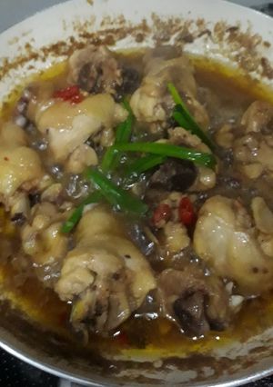 Hình của món Gà kho Gừng 🐔.