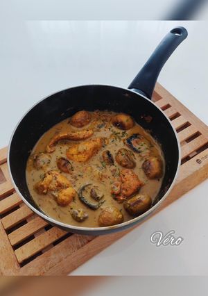 Une photo de Poulet au curry