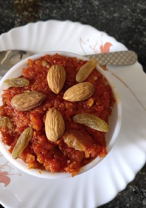 A picture of Gajar halwa.