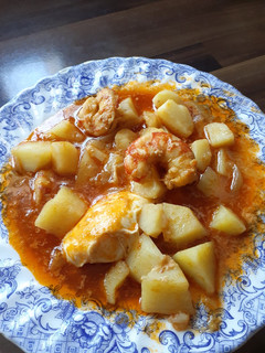 Una foto de Guiso de langostinos con patata