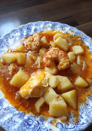 Foto principal de Guiso de langostinos con patata