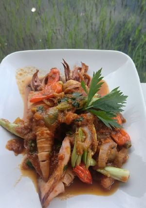 Foto resep Oseng cumi mercon tanpa pete