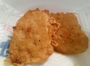 Una foto de Bacalaitos puertorriqueños