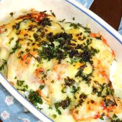 A picture of Rice and Cheese Bake with Kimchi.