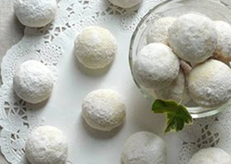 Recipe of Ultimate Light Crispy Snowball Cookies