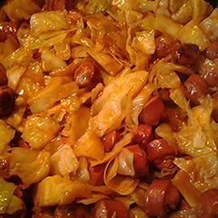 A picture of Hotdog and cabbage Okazu.
