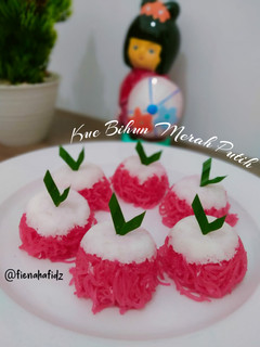 Foto resep Kue Bihun Merah Putih (Posbar kemerdekaan RI ke 75 🇮🇩)