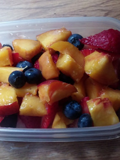 A picture of Sweet berries oh my peaches 😮.