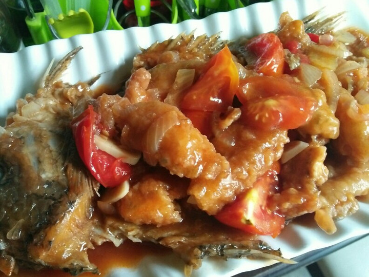 Ternyata ini lho! Resep  bikin Gurame Krispi asem manis  spesial