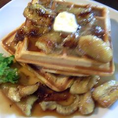 A picture of Banana caramel waffles.