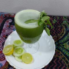 A picture of Refreshing Cucumber and mint lemonade.