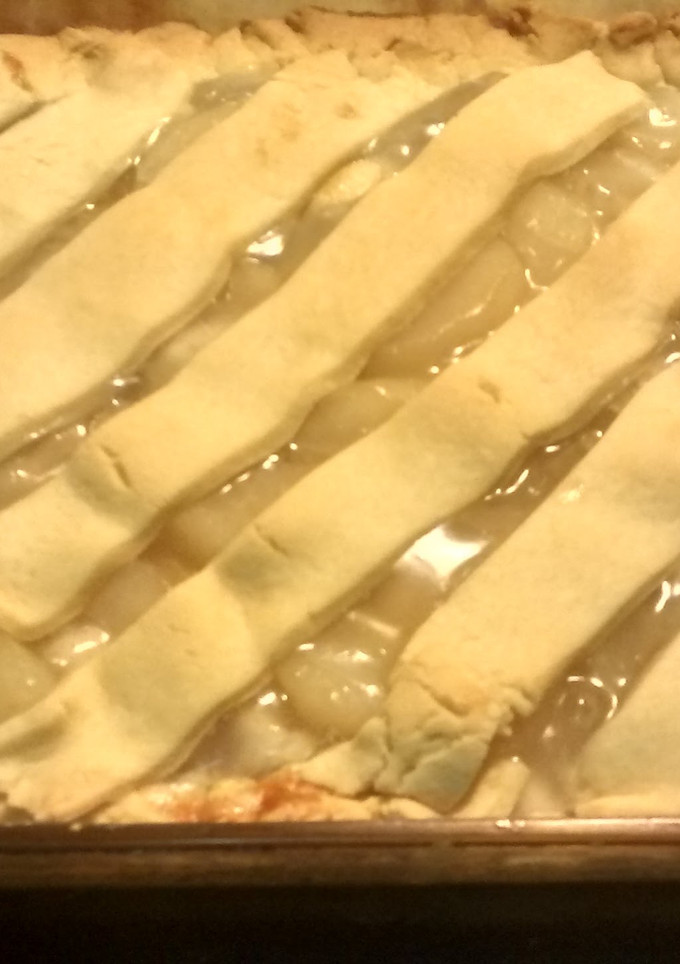A picture of TL's Easy Apple Strudel.