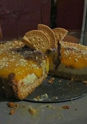 A picture of Orange Cheesecake.