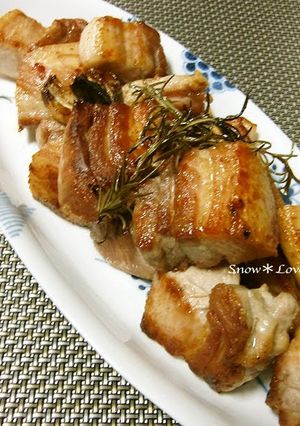 A picture of Crispy Sautéed Pork Belly.