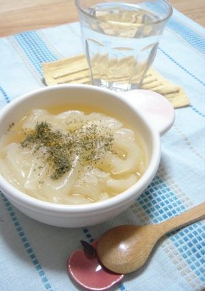 A picture of Detox Diet Onion Soup.