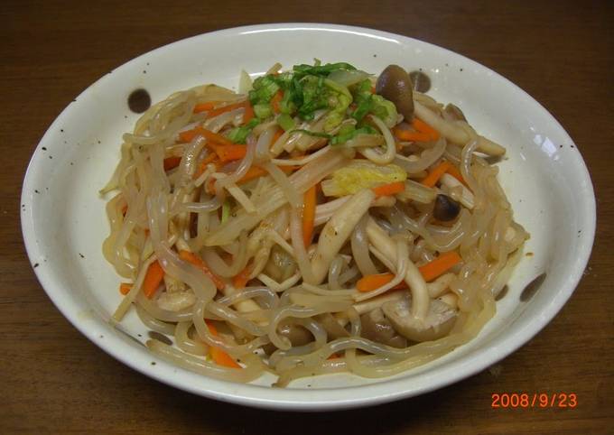 How to Make Perfect Stir-Fried and Simmered Vegetables With Mushrooms and Konnyaku