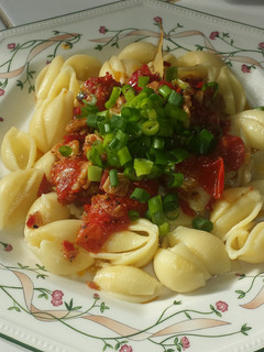 A picture of Garlic and Cherry Tomato Pasta.
