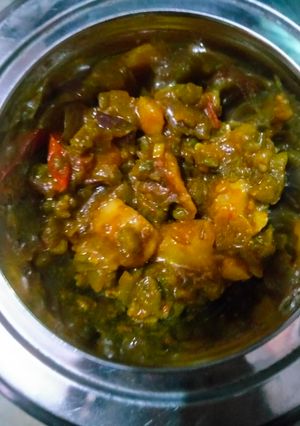 आलू सेम की फली(aloo sem ki phali recipe in hindi) रेसिपी मुख्य फोटो