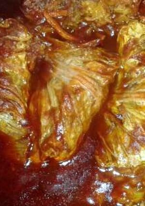 A picture of SHEREE'S ASIAN CABBAGE ROLLS.