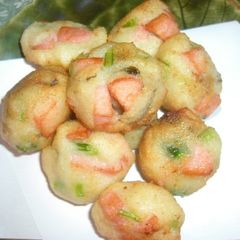 A picture of Deep-Fried Fish Sausage & Okara Balls.