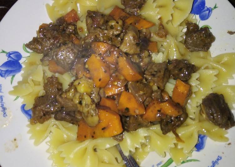 Easiest Way to Prepare Homemade Pasta and beef carrot ragout
