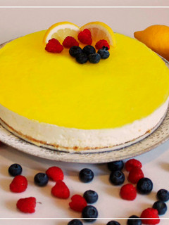 Una foto de Tarta mousse de limón sin gluten