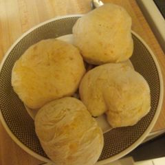 A picture of Yeast Cheddar Biscuits.