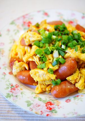 A picture of Wiener Sausage and Eggs in Oyster Sauce.