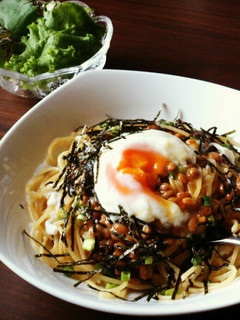 A picture of Grated Daikon Radish & Natto Pasta.