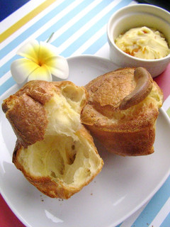 A picture of Fluffy Egg Roll Popovers.