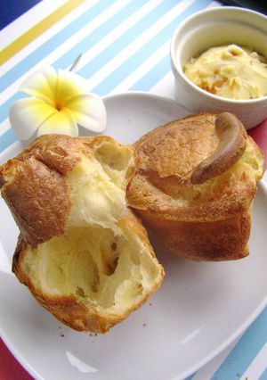 A picture of Fluffy Egg Roll Popovers.
